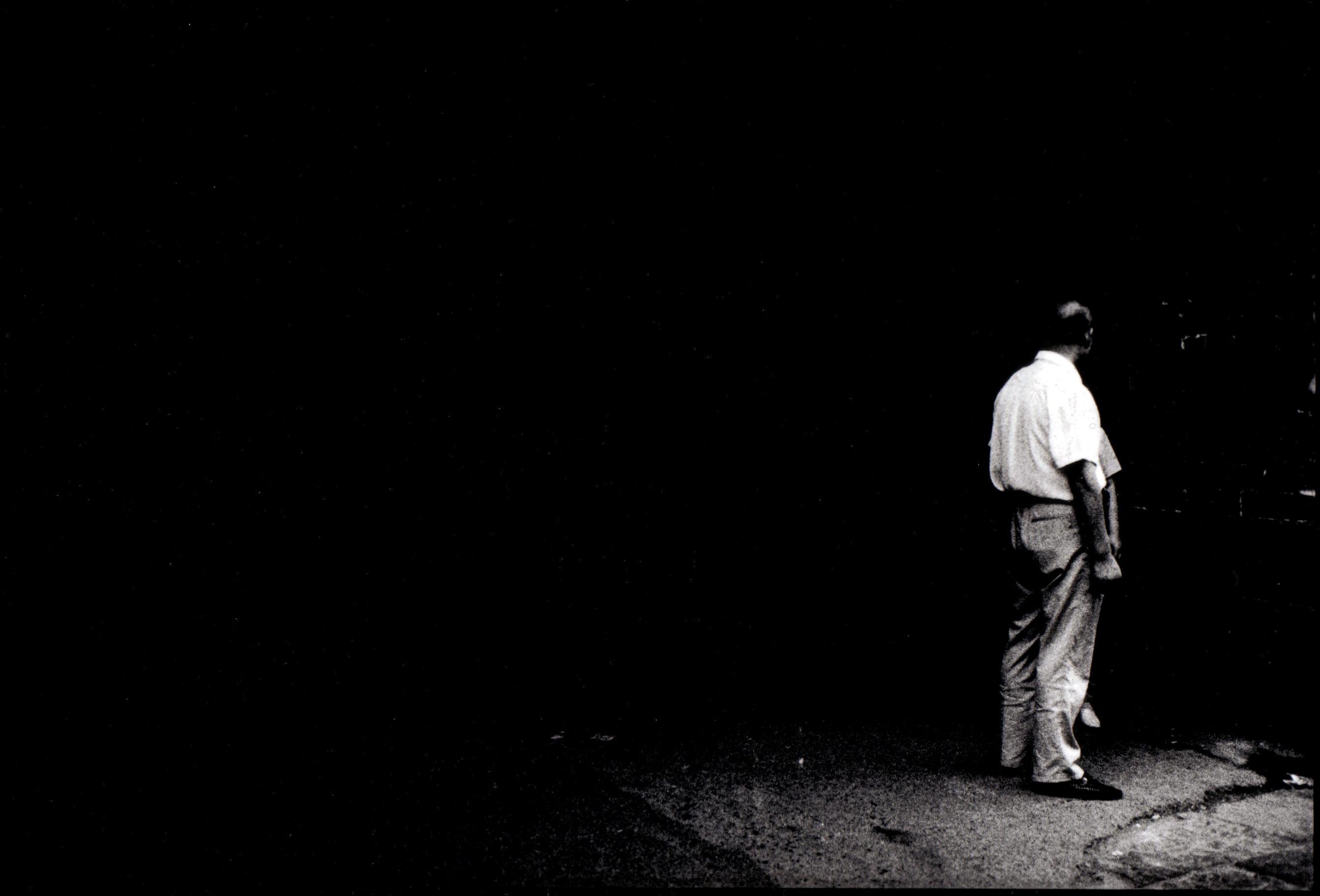 THE ESCAPE (CHINESE REQUIEM)