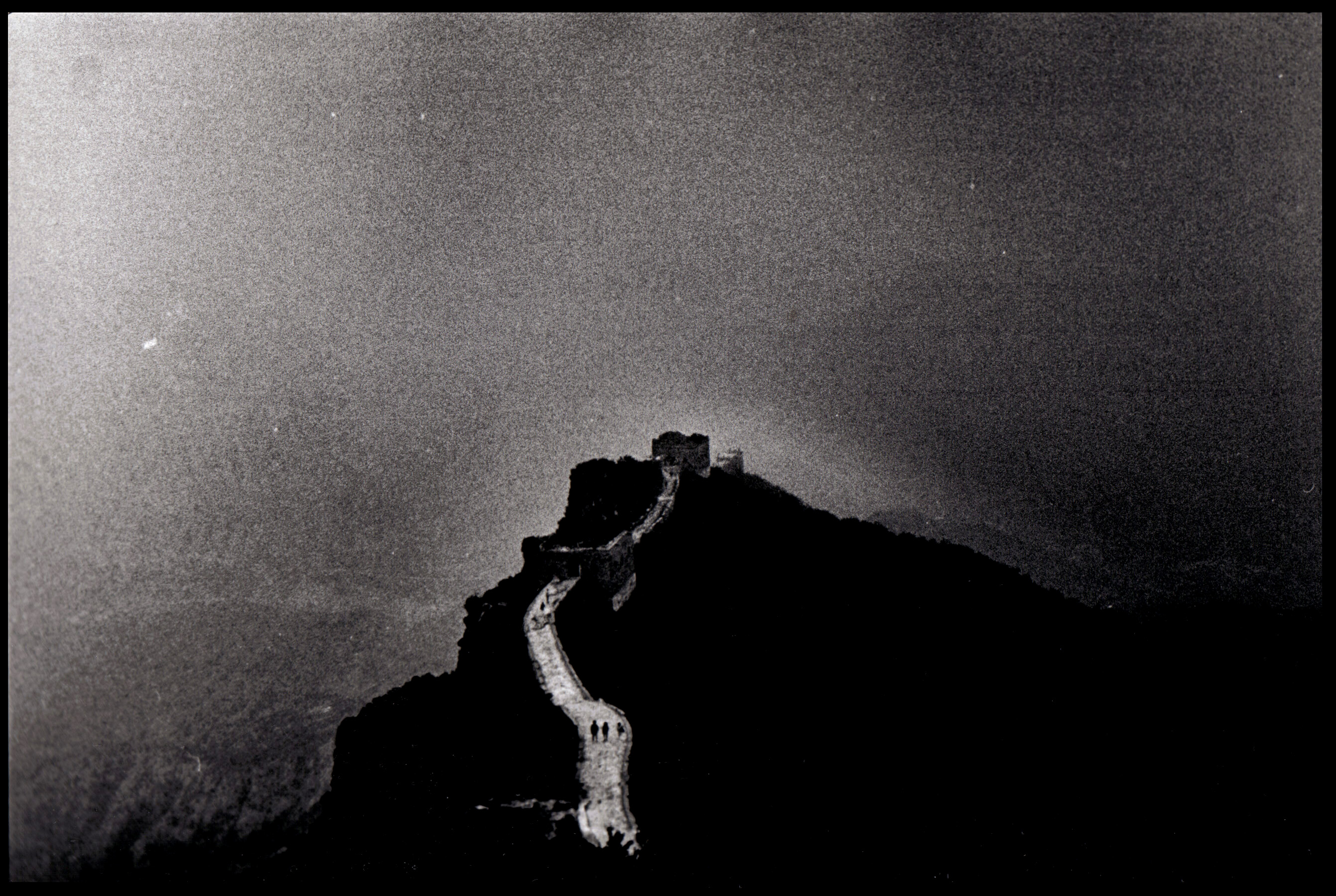 THE ESCAPE (CHINESE REQUIEM)