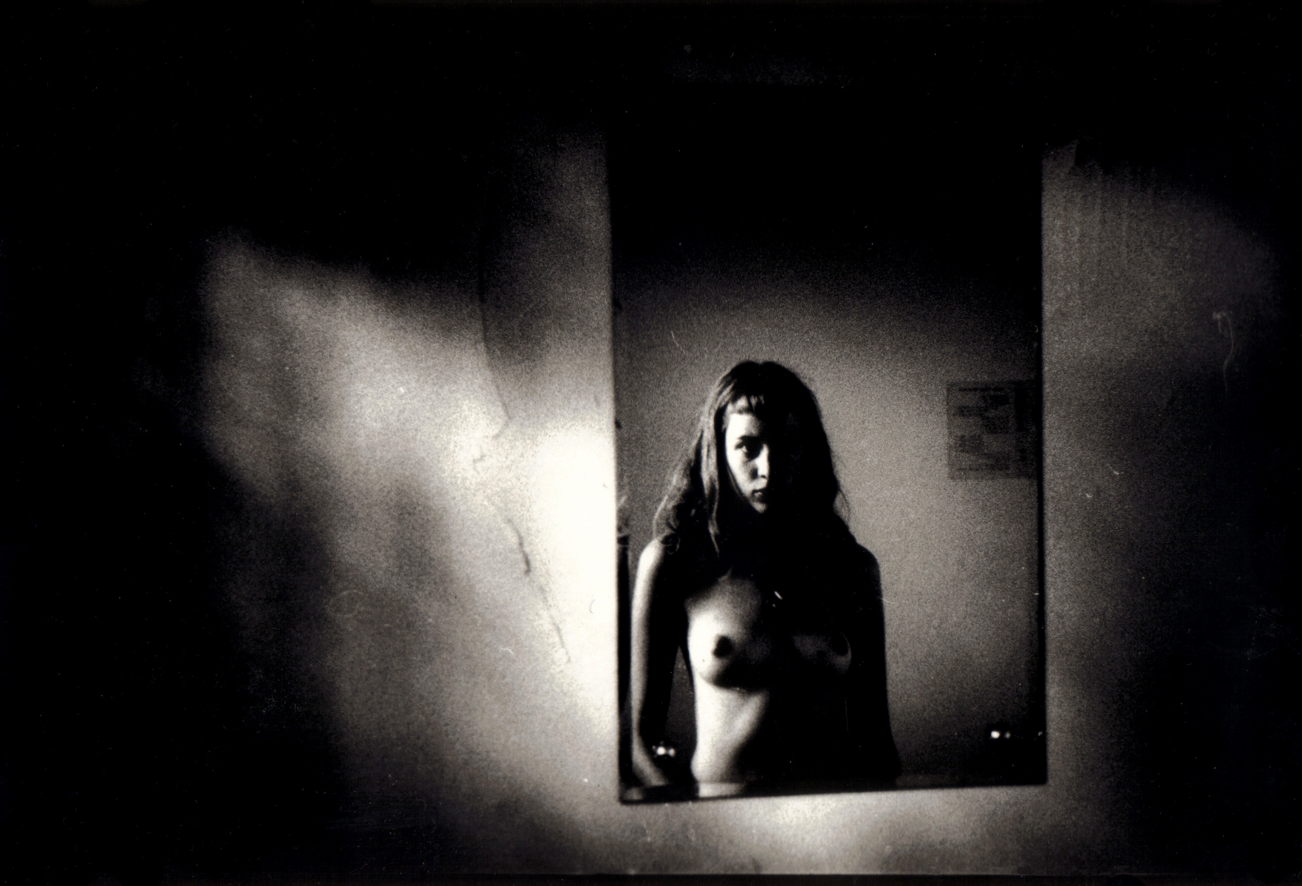 THE ESCAPE (CHINESE REQUIEM)