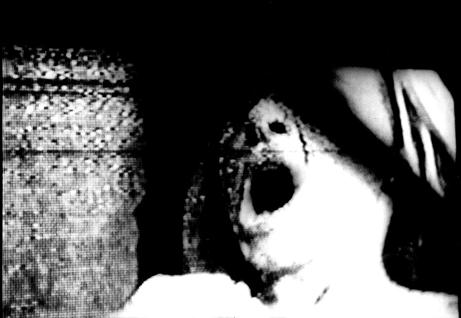 DU BRUIT DUR, LA NUIT