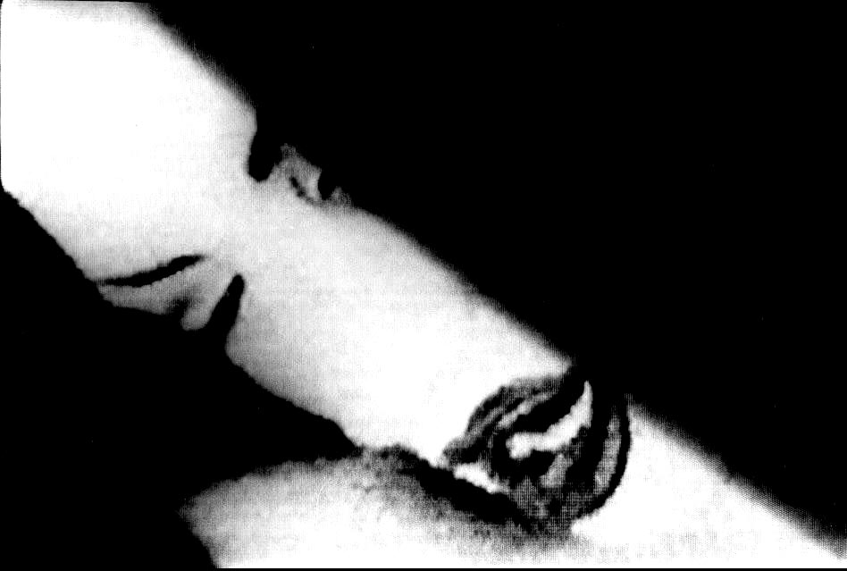 DU BRUIT DUR, LA NUIT